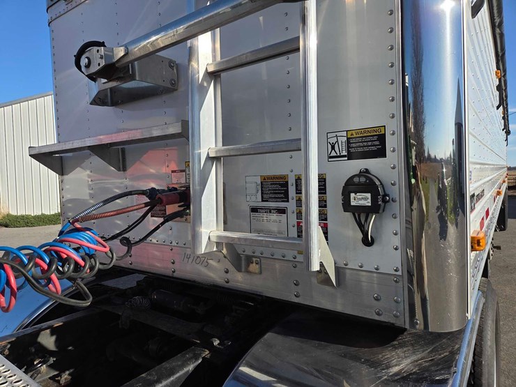 2013-timpte-super-hopper-image-4