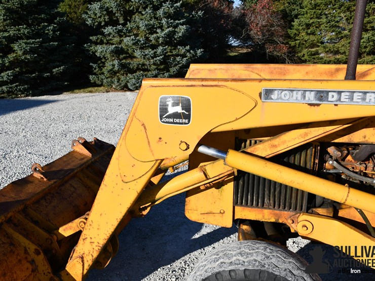 john-deere-310-image-15