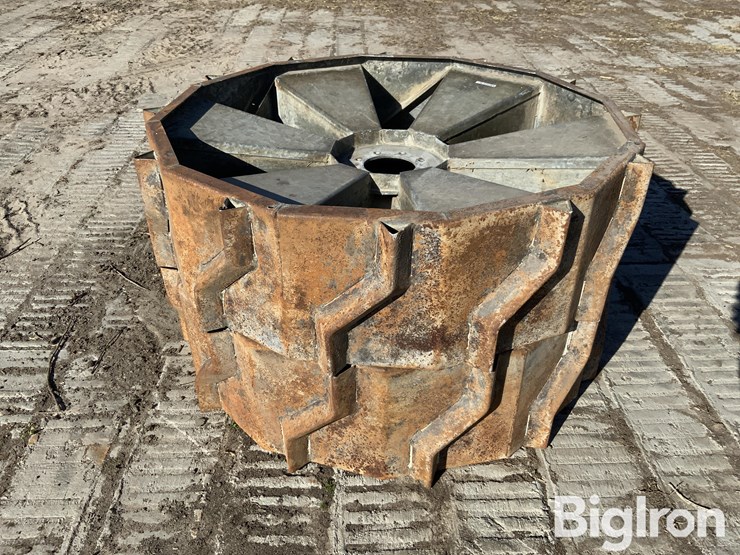 bb-metal-works-steel-tread-corner-system-pivot-wheels-image-4