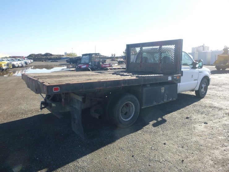 2004-ford-f350-image-3