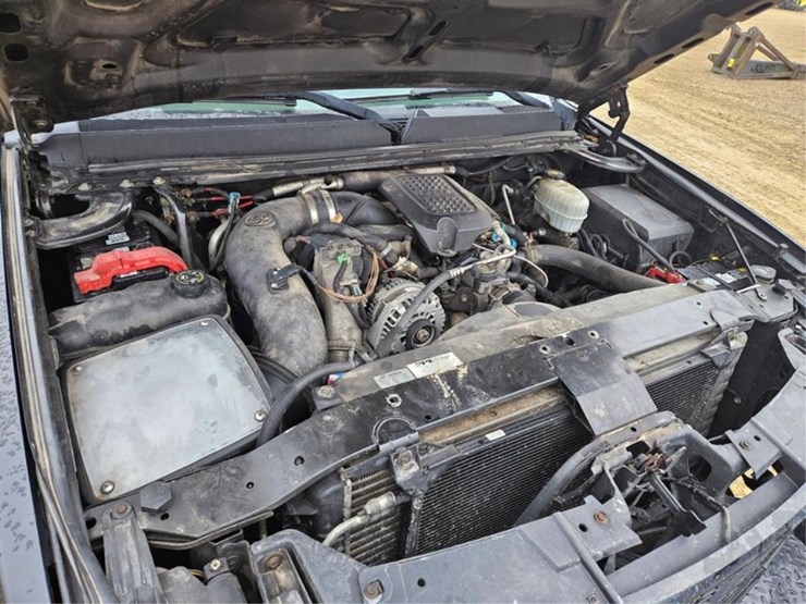 2008-chevrolet-3500-image-10