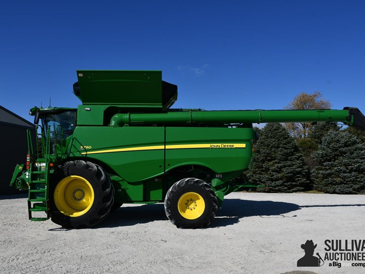 john-deere-s790-image-8