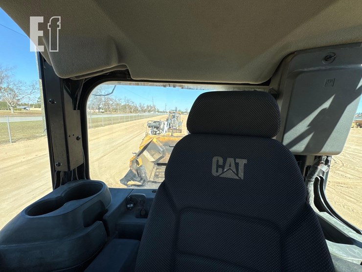 caterpillar-d5-lgp-image-31