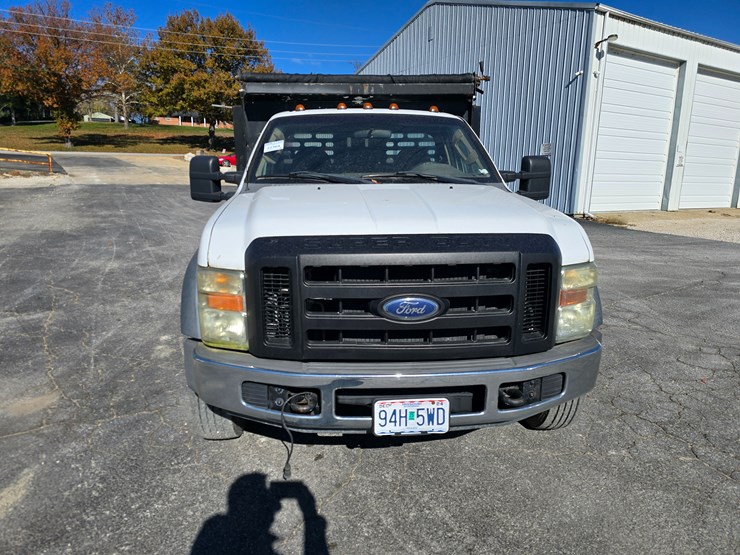 ford-f550-image-40
