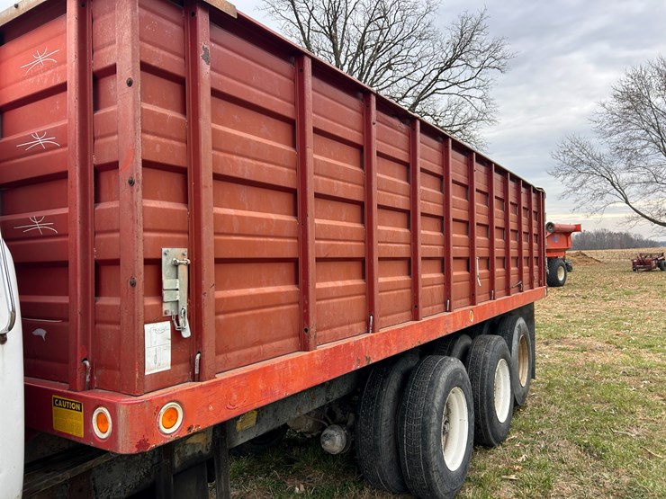 international-fleetstar-image-12