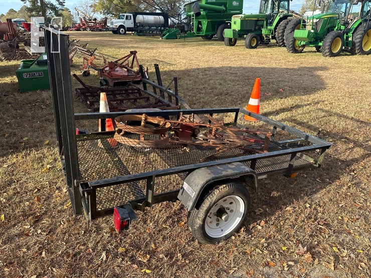 8'-single-axle-trailer-image-2