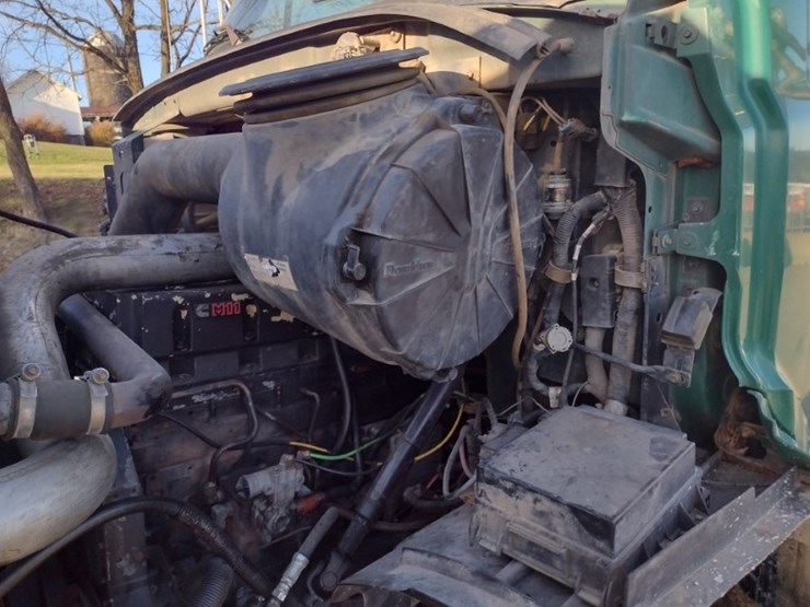 ford-lt9513-image-16