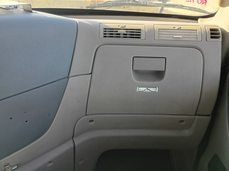 freightliner-cascadia-125-image-41