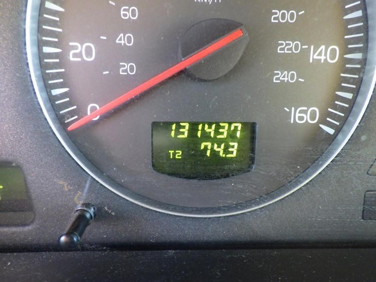 2008-volvo-xc90-image-14