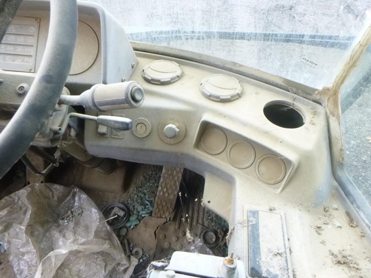 volvo-l330c-image-12