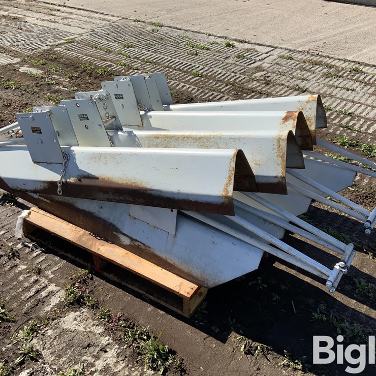 Mead Machine Closed Top Rolling Cultivator Shields