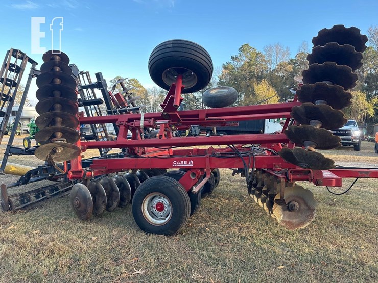 case-ih-3950-image-2