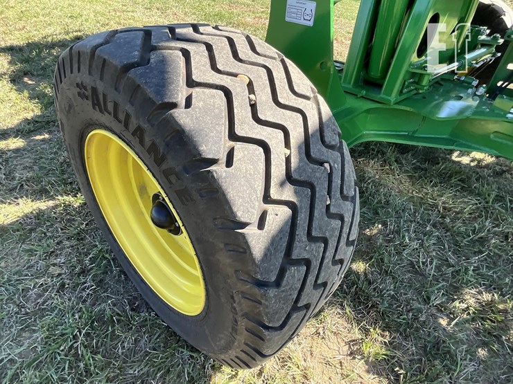 2021-john-deere-1745-image-15