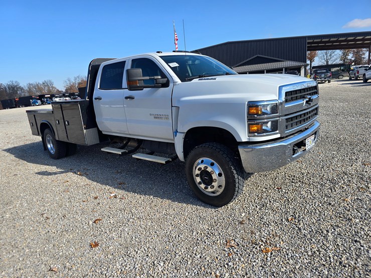 chevrolet-silverado-5500hd-image-41
