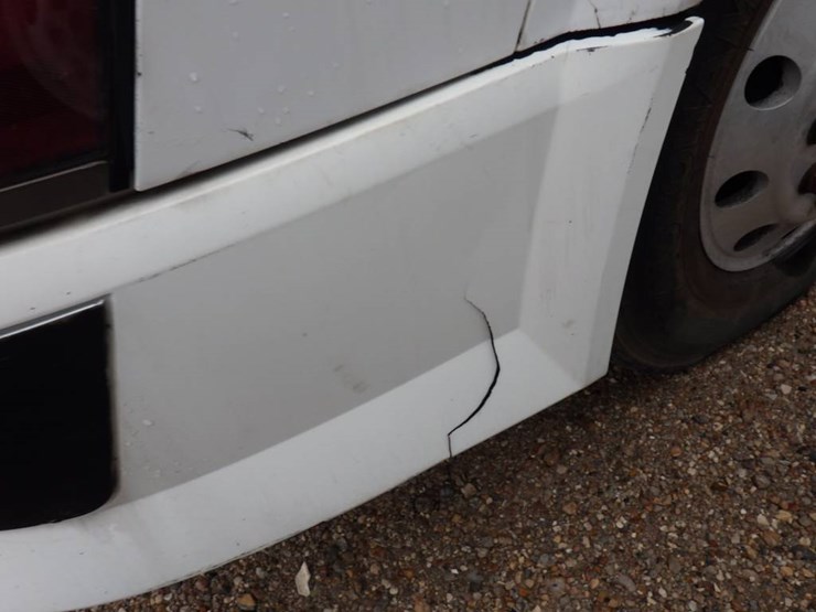 volvo-vnl780-image-2