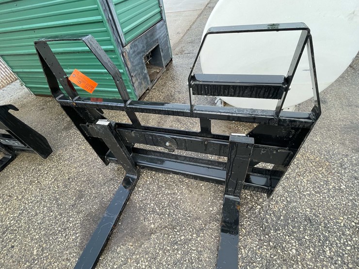 #6110-•-48"-skid-loader-forks-(o12)-image-5