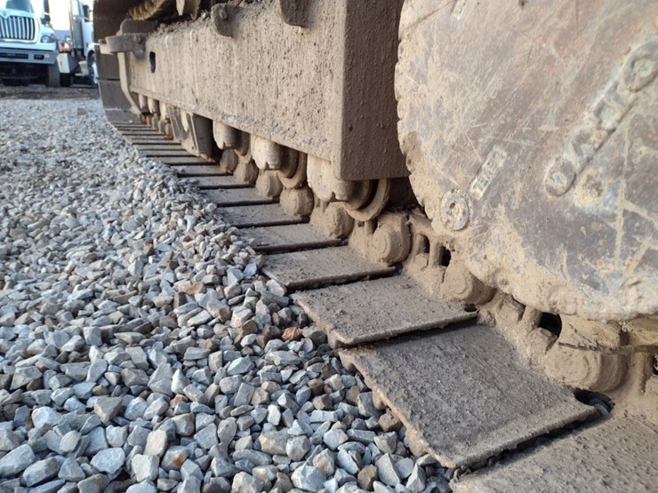 volvo-ec160b-lc-image-37