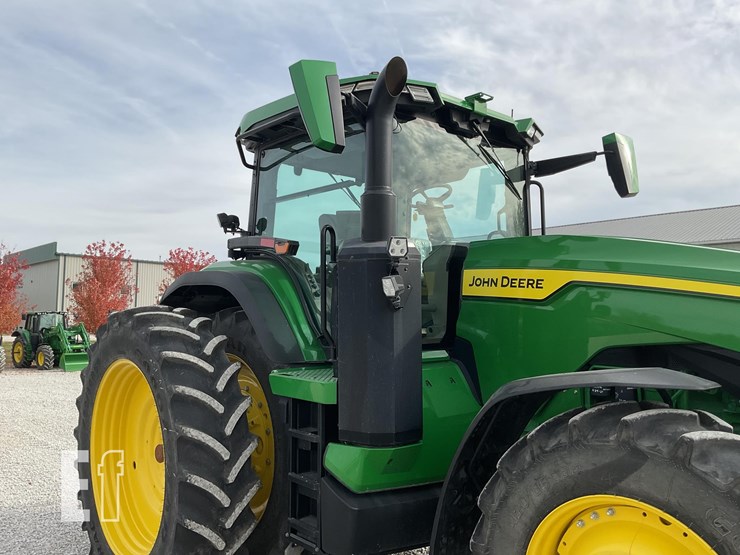 john-deere-8r-250-image-16