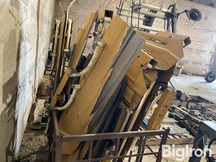 buffalo-cultivator-tent-shields-image-12