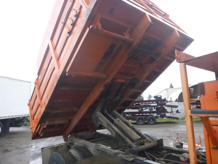 2000-international-4900-image-10