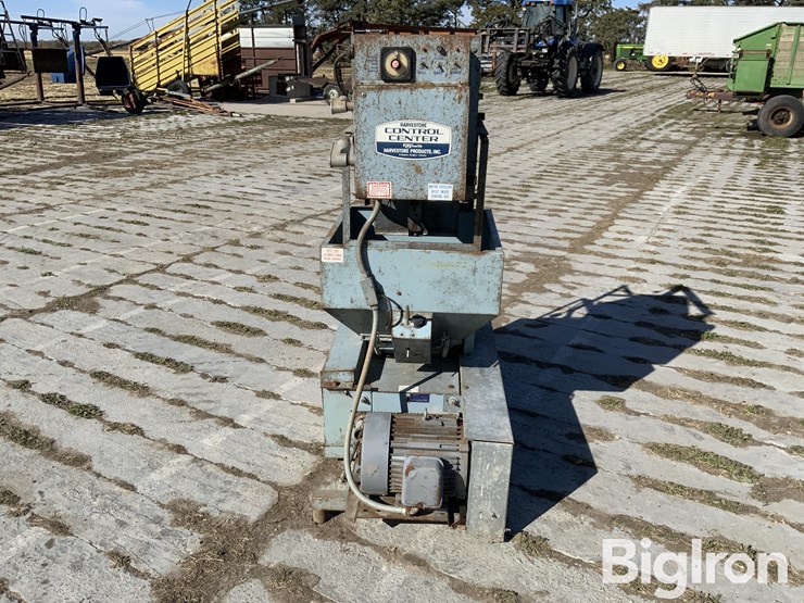 harveststore-wa-ro-matic-roller-mill-image-2