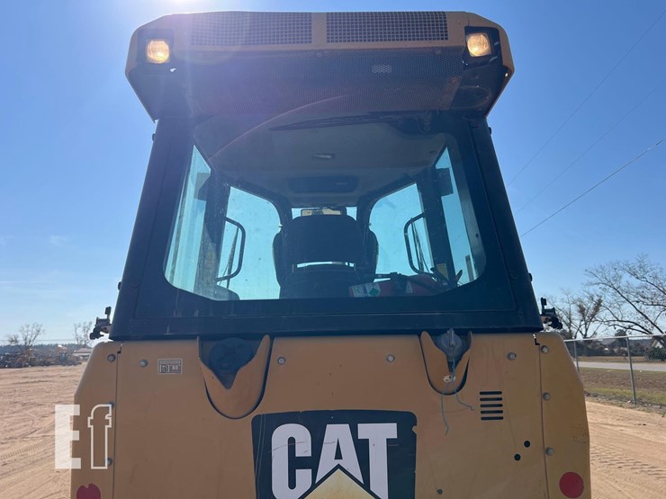 2013-caterpillar-d5k2-lgp-image-25