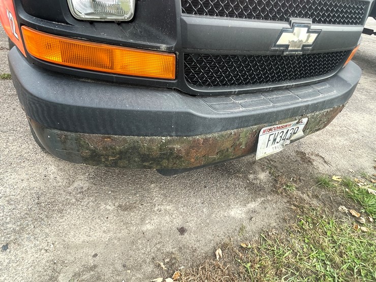 #1403-•-2005-chevy-cargo-van-(wi-title-in-delay)-image-12
