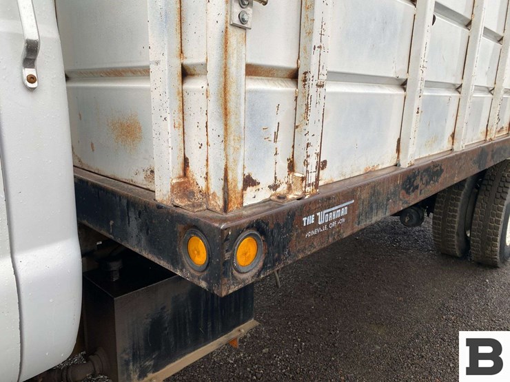 2006-ford-f750-image-16