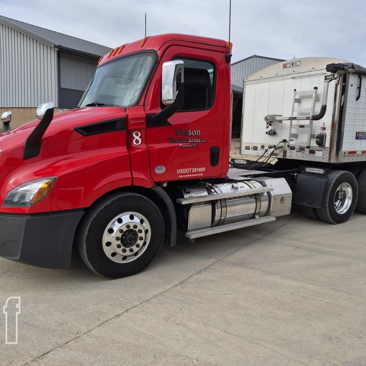 2018 FREIGHTLINER CASCADIA 116
