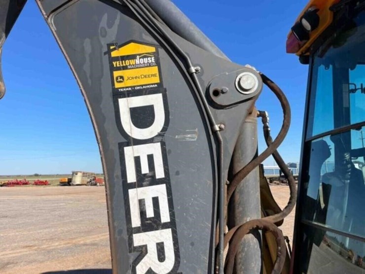 2015-deere-310sl-image-22