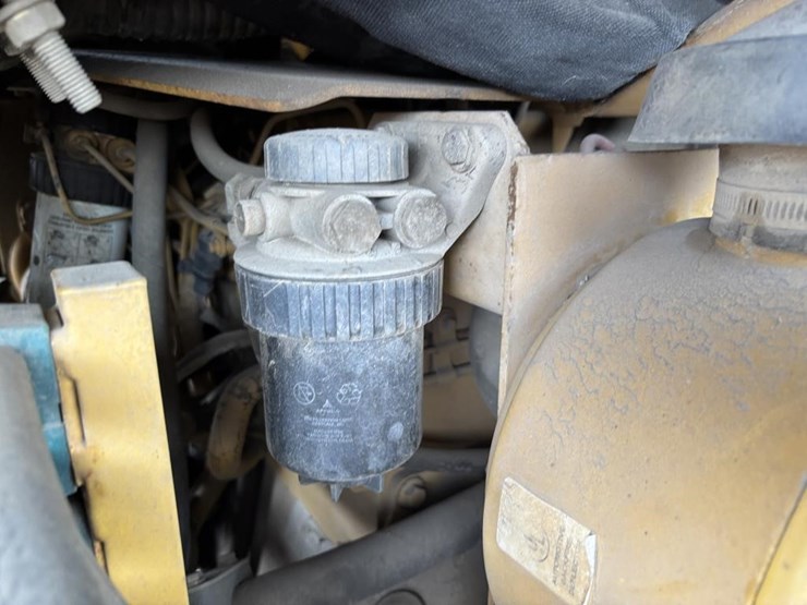 caterpillar-cb-434c-image-33