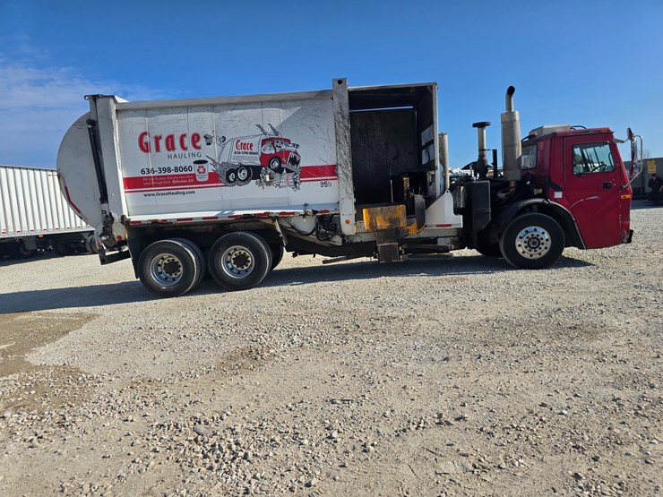 2007-mack-le613-image-32