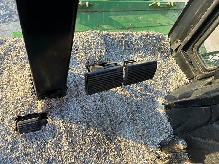 john-deere-7720-titan-ii-image-70