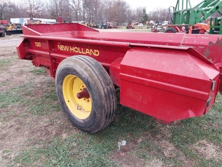 new-holland-130-image-6