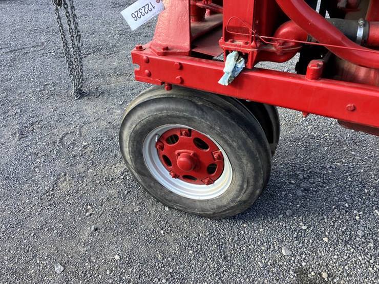 #122326-•-ih-f-20-image-13