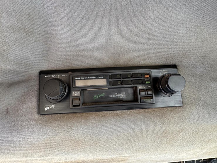 1989-ford-876-image-24