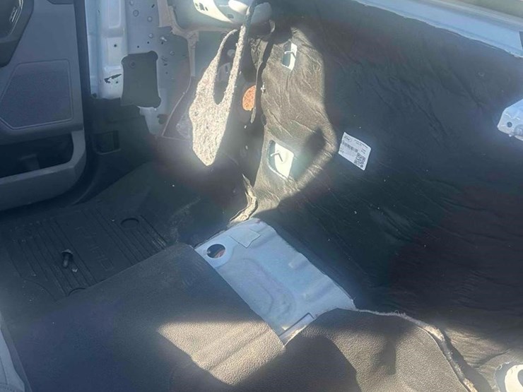 ford-f550-xl-image-3