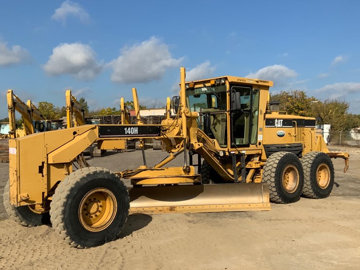 caterpillar-140h-vhp-image-1