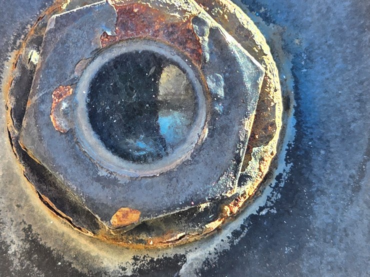 2005-peterbilt-379-image-77