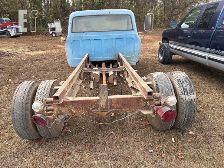 chevrolet-c30-image-3