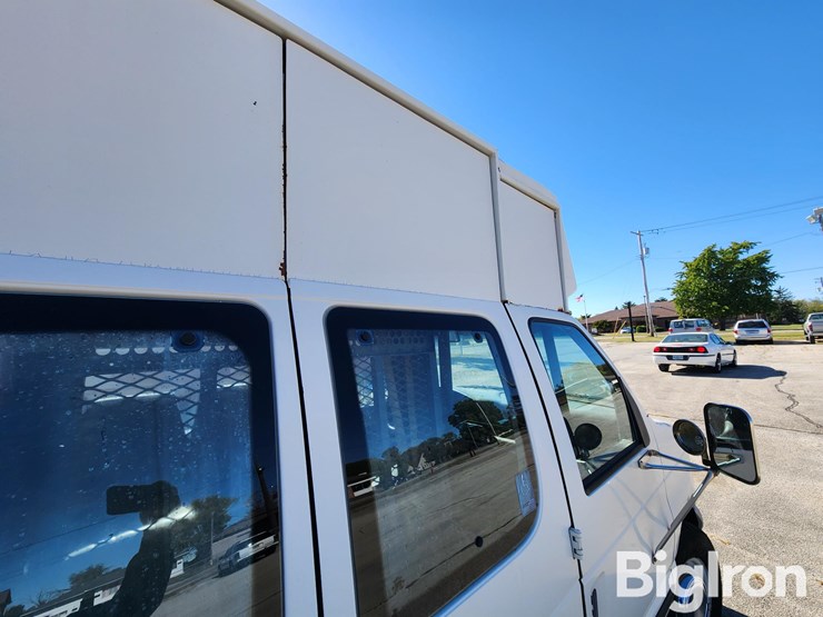 1993-ford-e350-image-15