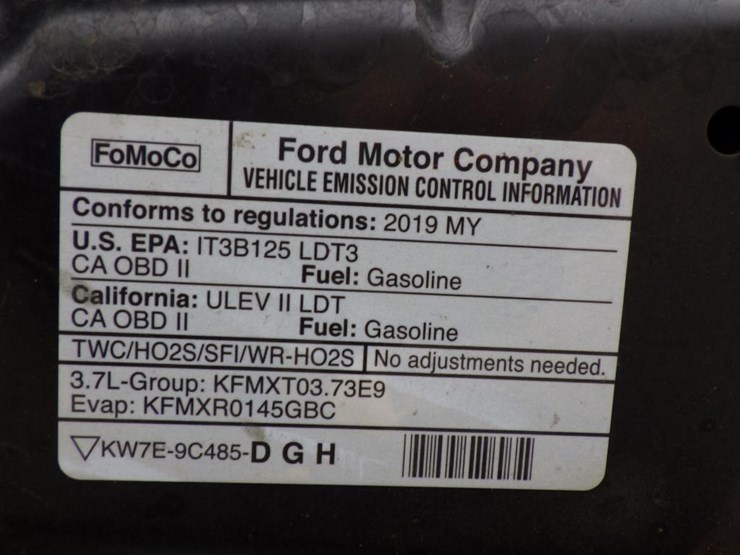 2019-ford-explorer-image-12