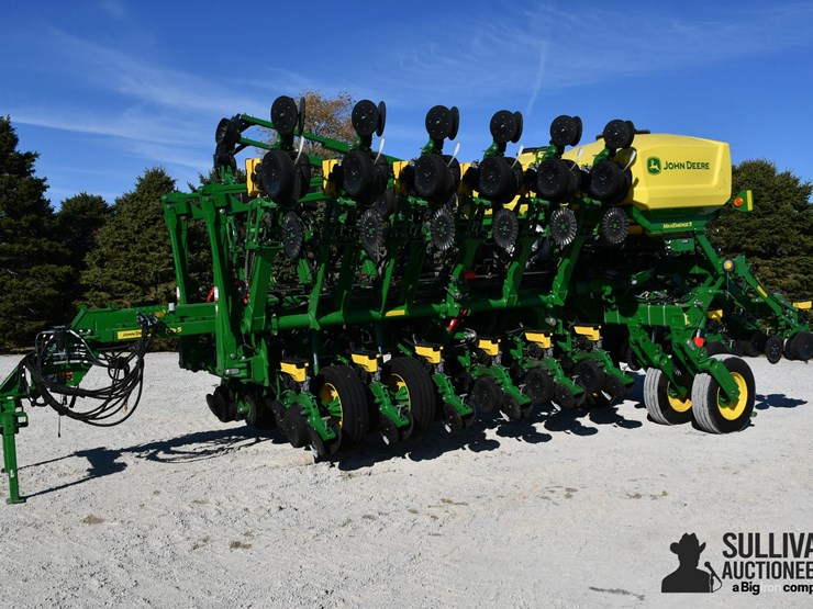 2023-john-deere-1795-image-1