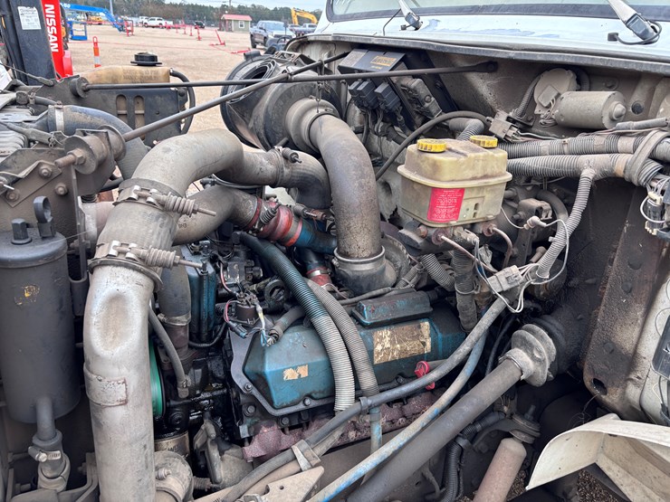 1997-international-4700-image-15