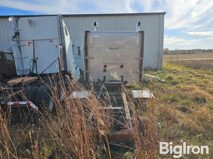 peterbilt-379-image-6