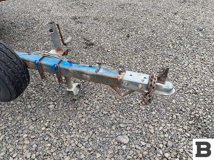 1995-trail-aire-utility-trailer-image-8