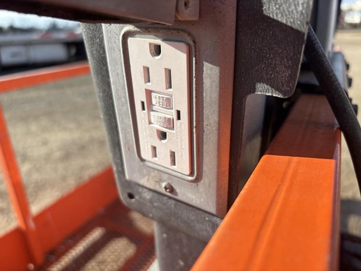 2015-jlg-450aj-image-15