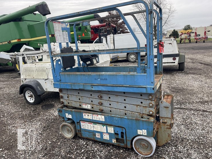 genie-gs1930-image-2