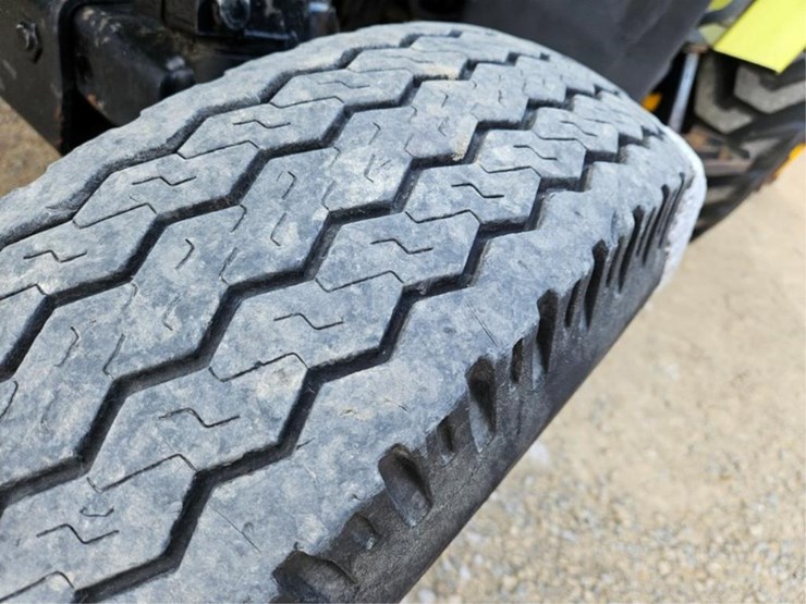 massey-ferguson-4325-image-45