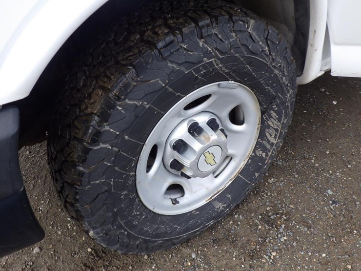 2014-chevrolet-express-3500-image-13